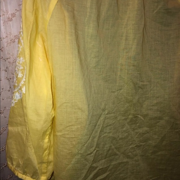 Chico’s canary yellow embroidered blouse size 0 - Picture 6 of 8